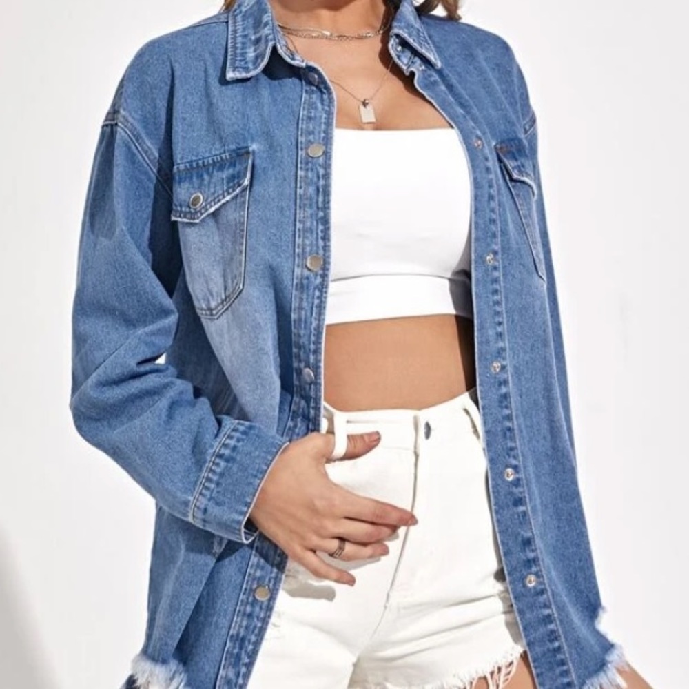 1 Left  ripped hem denim jean jacket - Picture 3 of 6